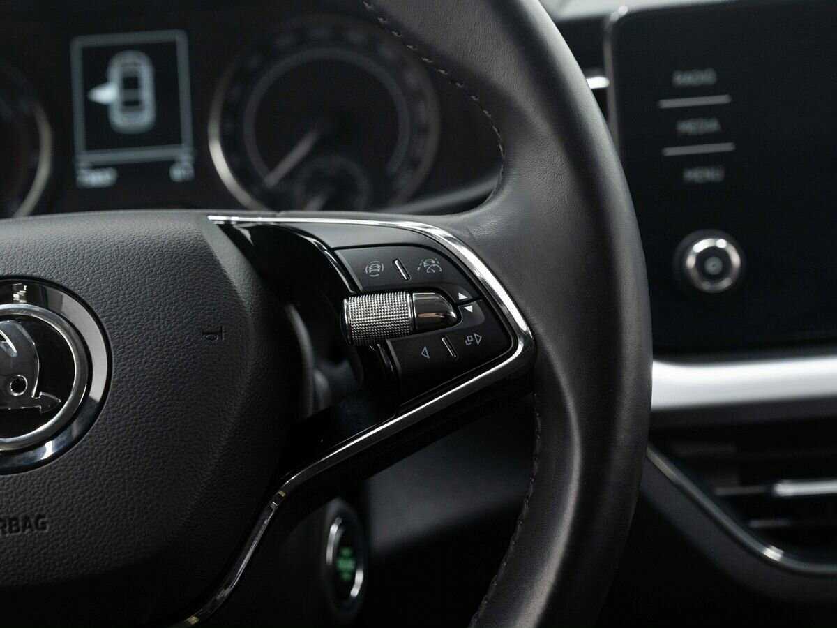 Skoda Rapid с пробегом — 2020 год. Фото: #17