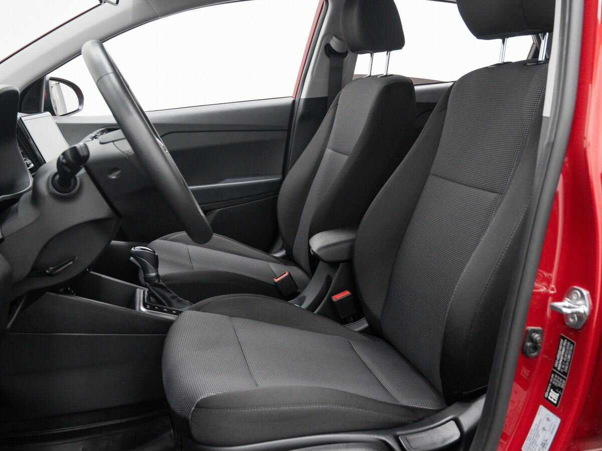 Hyundai Solaris с пробегом — 2021 год. Фото: #13