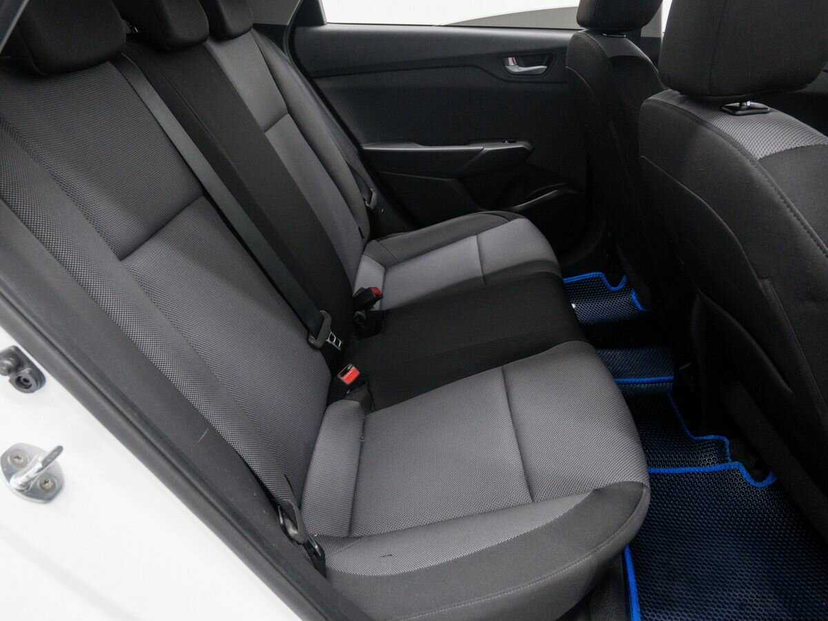 Hyundai Solaris с пробегом — 2021 год. Фото: #18