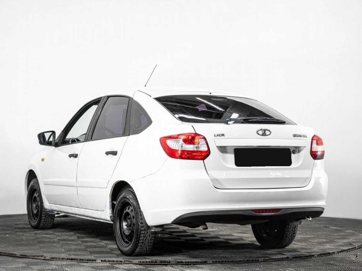 Lada (ВАЗ) Granta с пробегом — 2014 год. Фото: #5