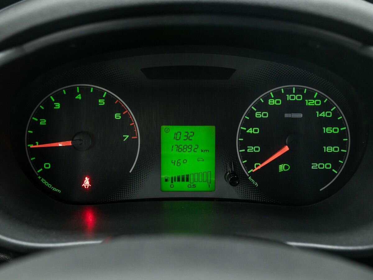 Lada (ВАЗ) Granta с пробегом — 2014 год. Фото: #20