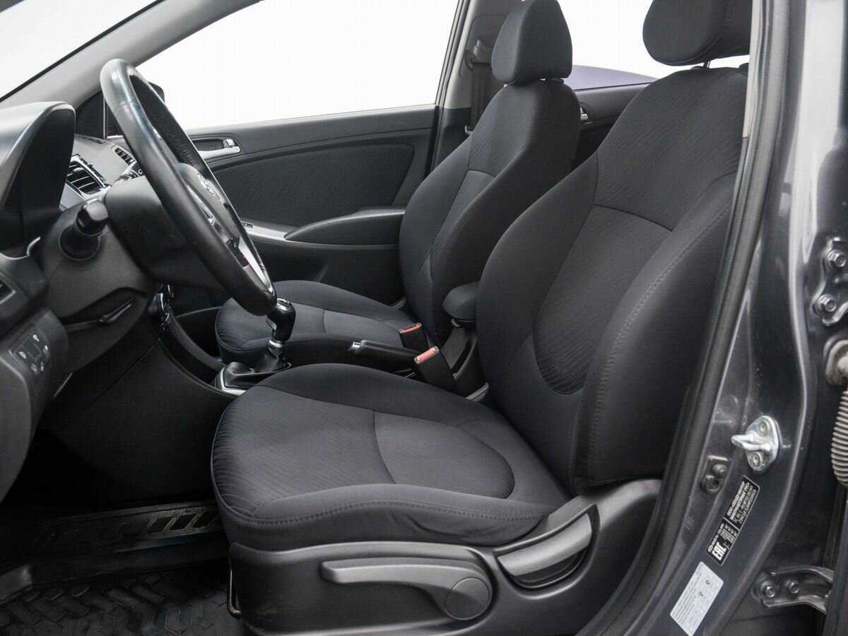 Hyundai Solaris с пробегом — 2016 год. Фото: #14