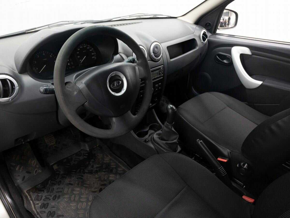 Lada (ВАЗ) Largus с пробегом — 2014 год. Фото: #6