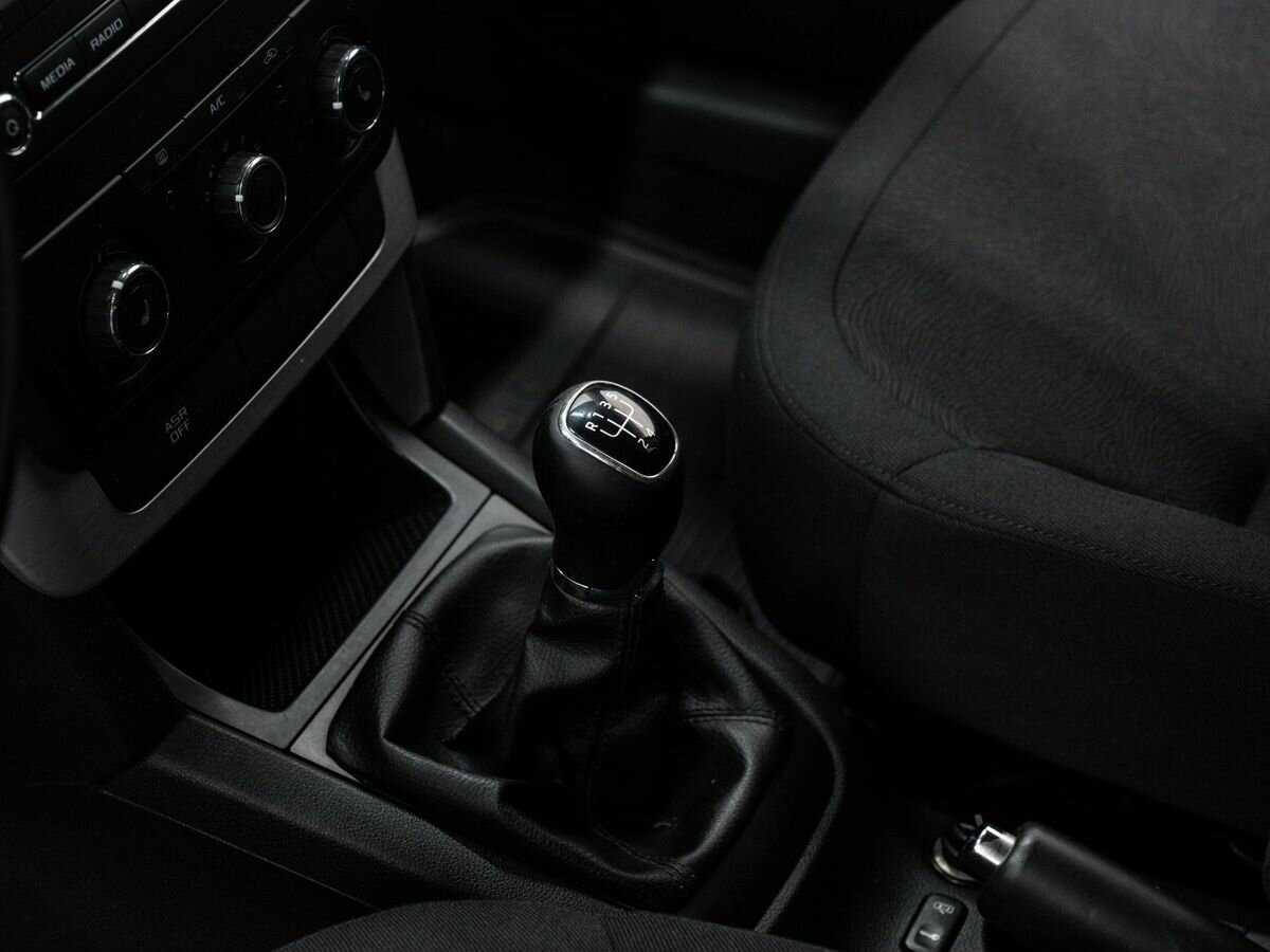 Skoda Yeti с пробегом — 2014 год. Фото: #17