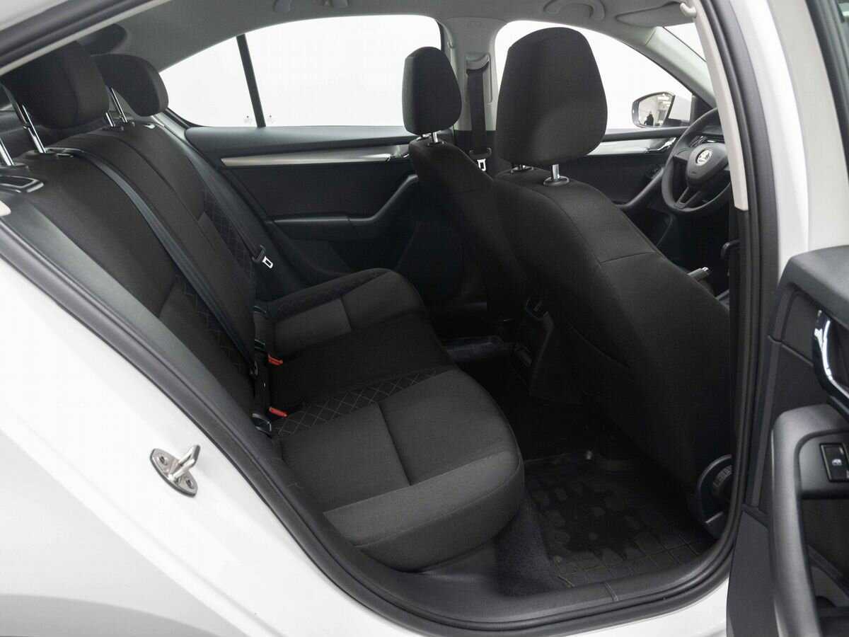 Skoda Octavia с пробегом — 2019 год. Фото: #11