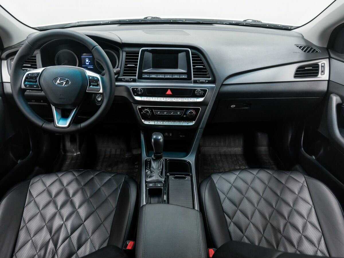 Hyundai Sonata с пробегом — 2019 год. Фото: #9