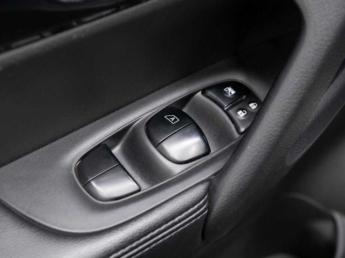 Nissan X-Trail с пробегом — 2016 год. Фото: #19