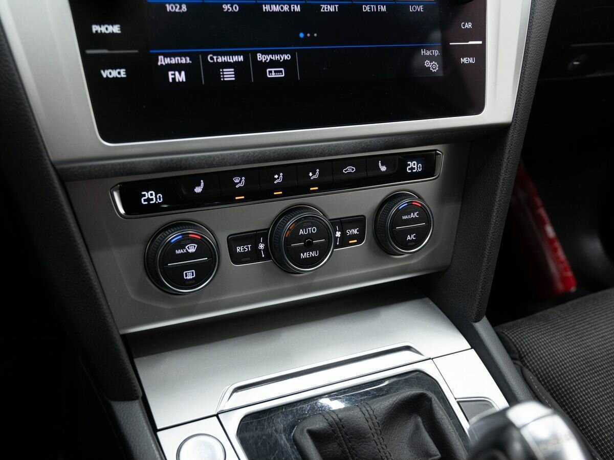 Volkswagen Passat с пробегом — 2018 год. Фото: #17