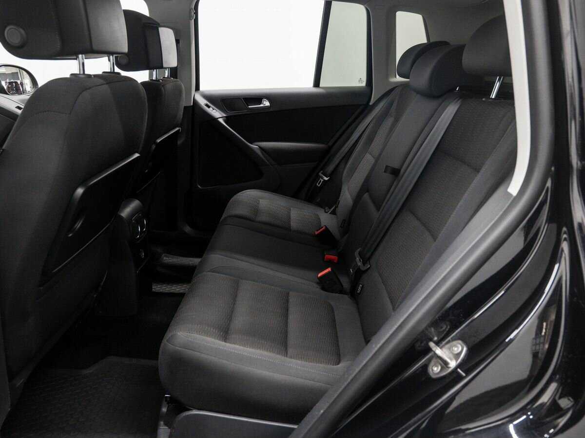 Volkswagen Tiguan с пробегом — 2013 год. Фото: #12