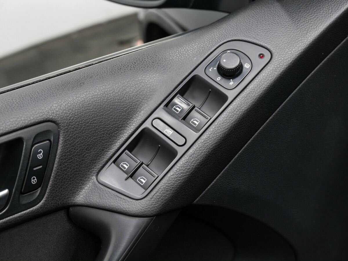 Volkswagen Tiguan с пробегом — 2013 год. Фото: #15