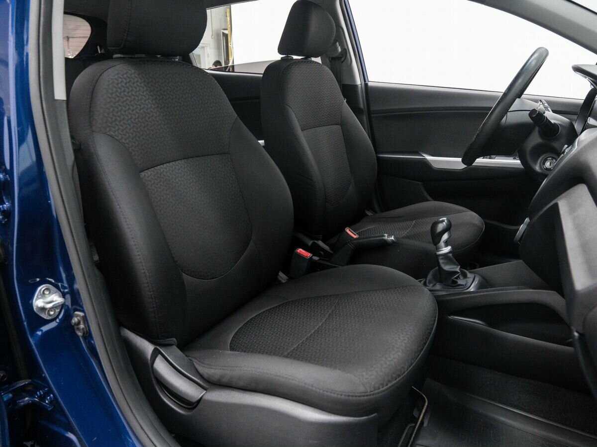 Kia Rio с пробегом — 2015 год. Фото: #7