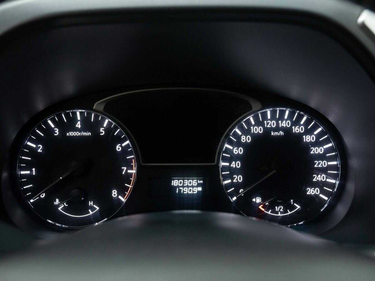 Nissan Pathfinder с пробегом — 2014 год. Фото: #20