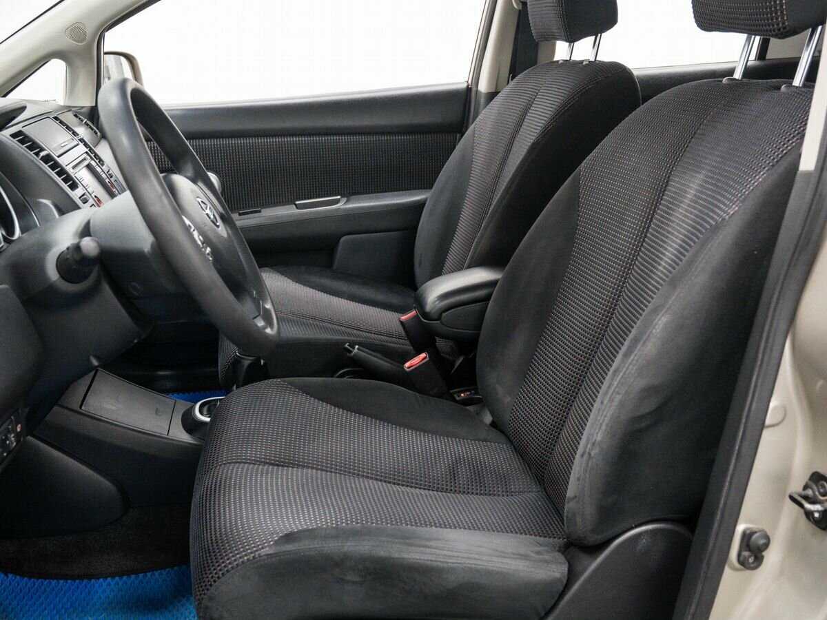 Nissan Tiida с пробегом — 2012 год. Фото: #14