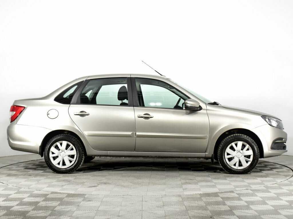 Lada (ВАЗ) Granta с пробегом — 2020 год. Фото: #3