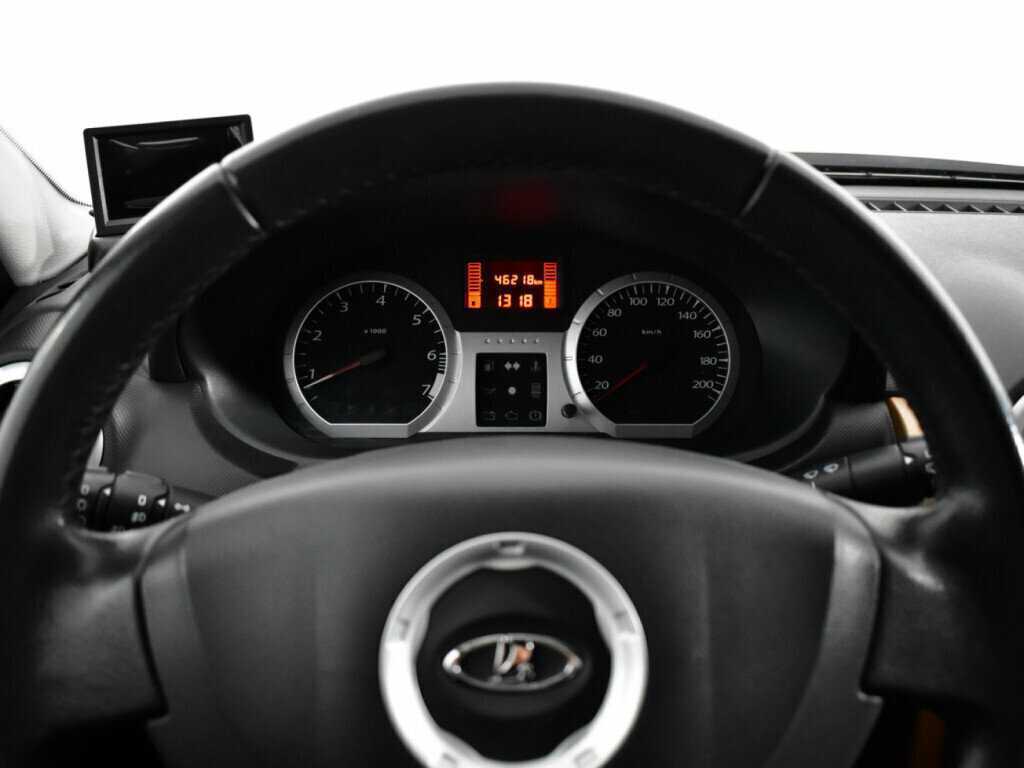 Lada (ВАЗ) Largus с пробегом — 2016 год. Фото: #10