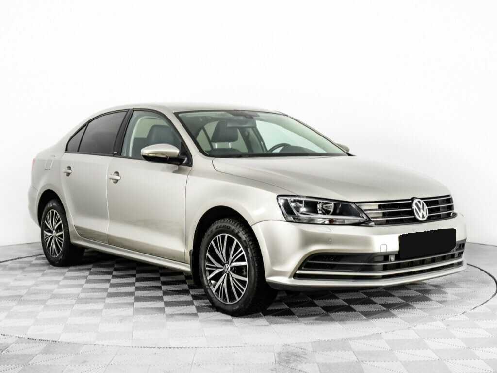 Volkswagen Jetta с пробегом — 2016 год. Фото: #2