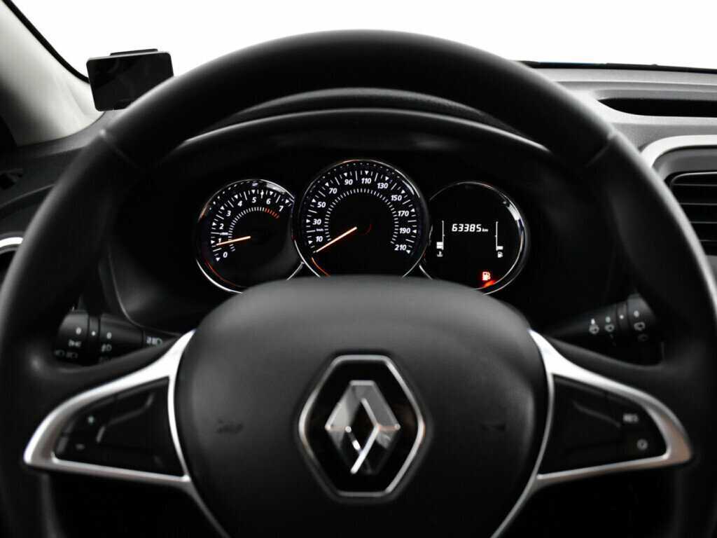 Renault Sandero с пробегом — 2019 год. Фото: #10