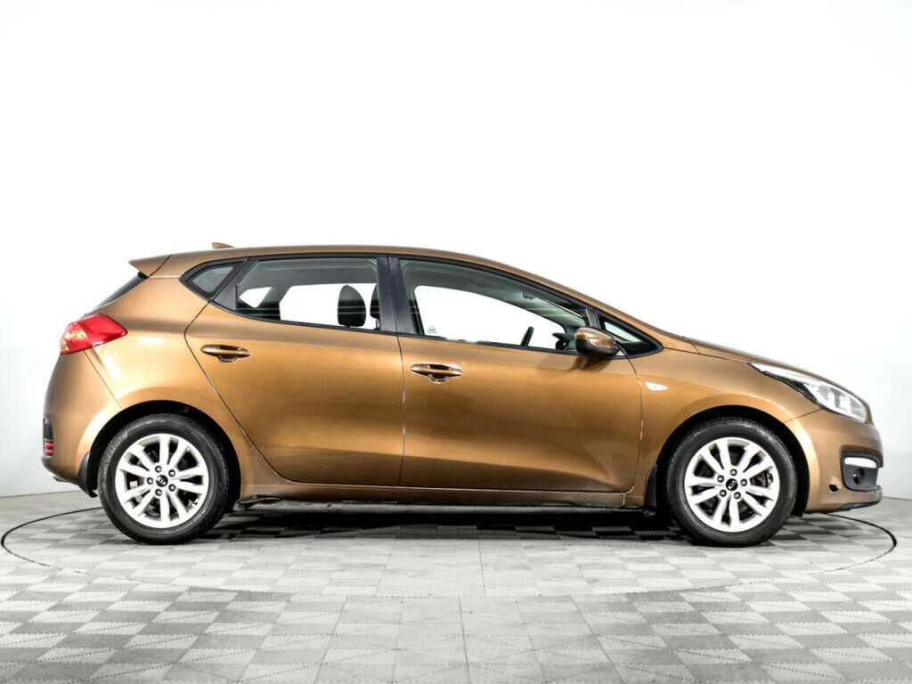 Kia Ceed с пробегом — 2017 год. Фото: #3