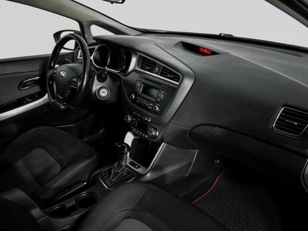 Kia Ceed с пробегом — 2017 год. Фото: #9