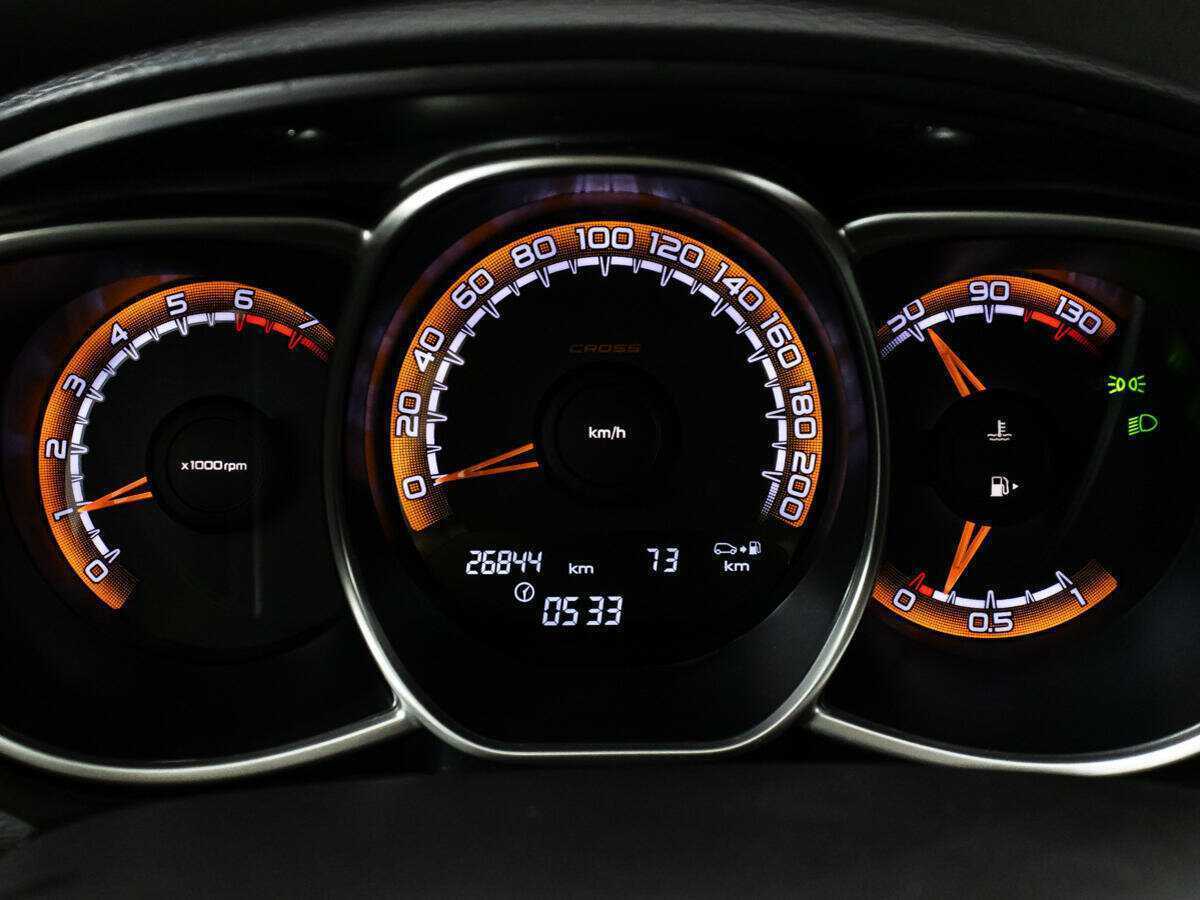 Lada (ВАЗ) Vesta с пробегом — 2019 год. Фото: #10