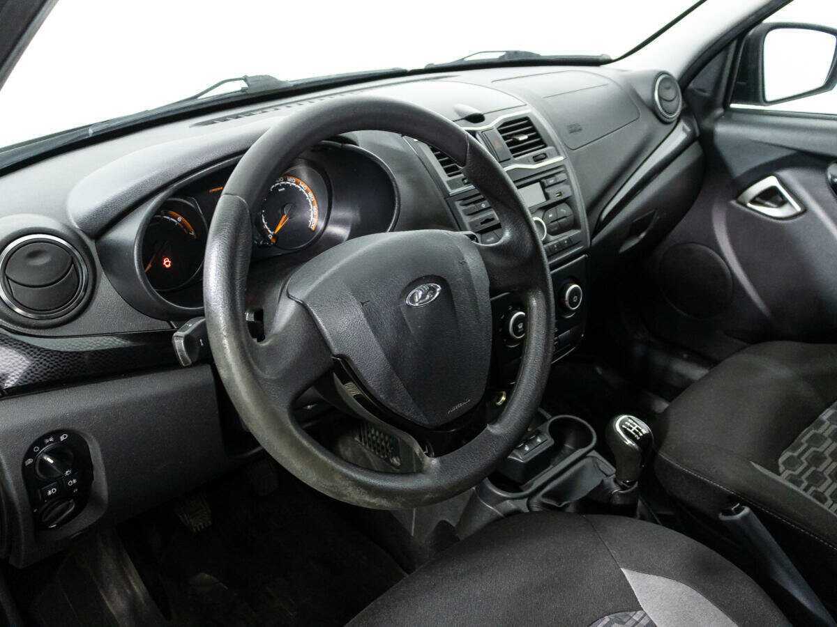 Lada (ВАЗ) Granta с пробегом — 2019 год. Фото: #10