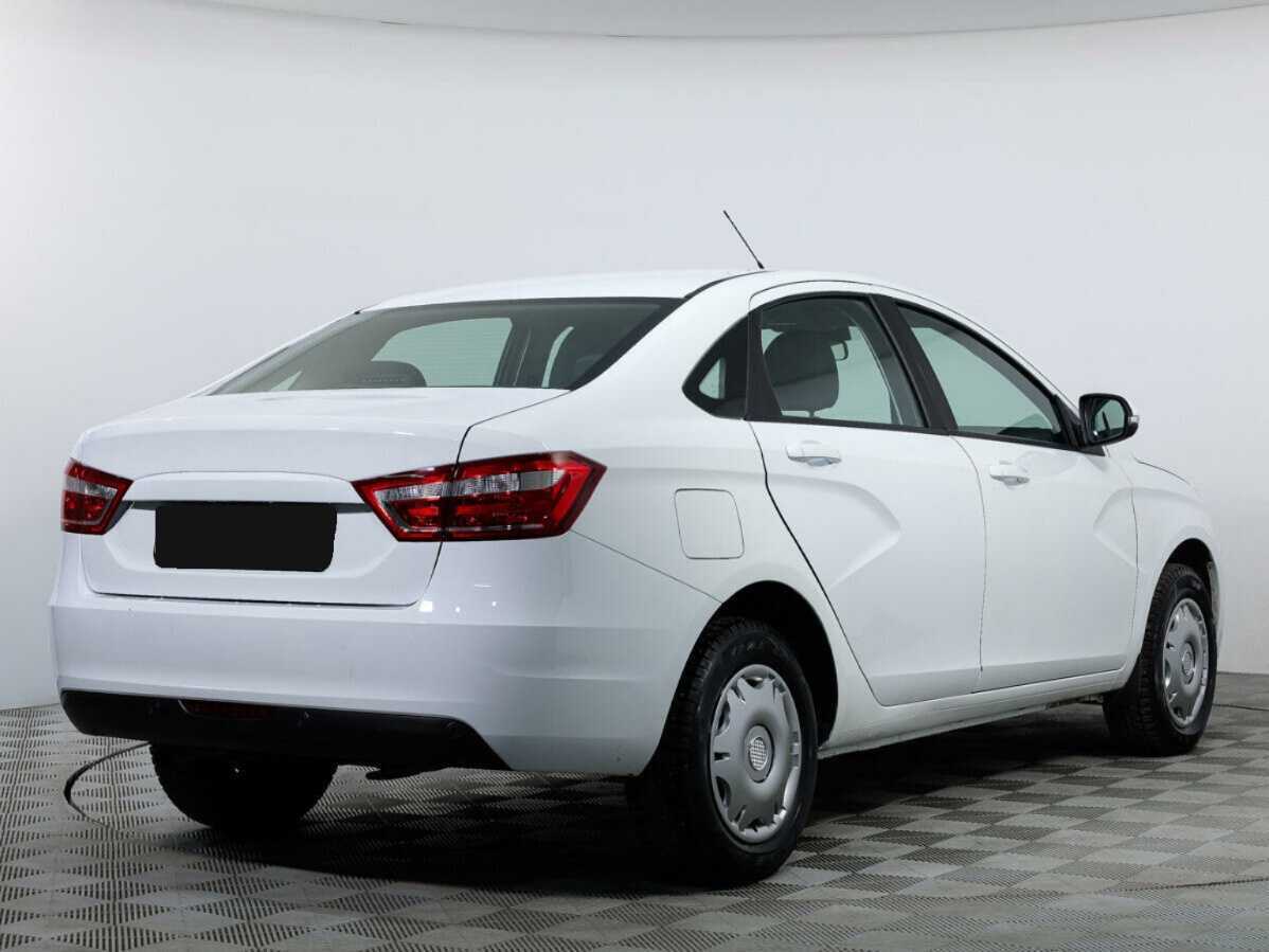 Lada (ВАЗ) Vesta с пробегом — 2022 год. Фото: #2