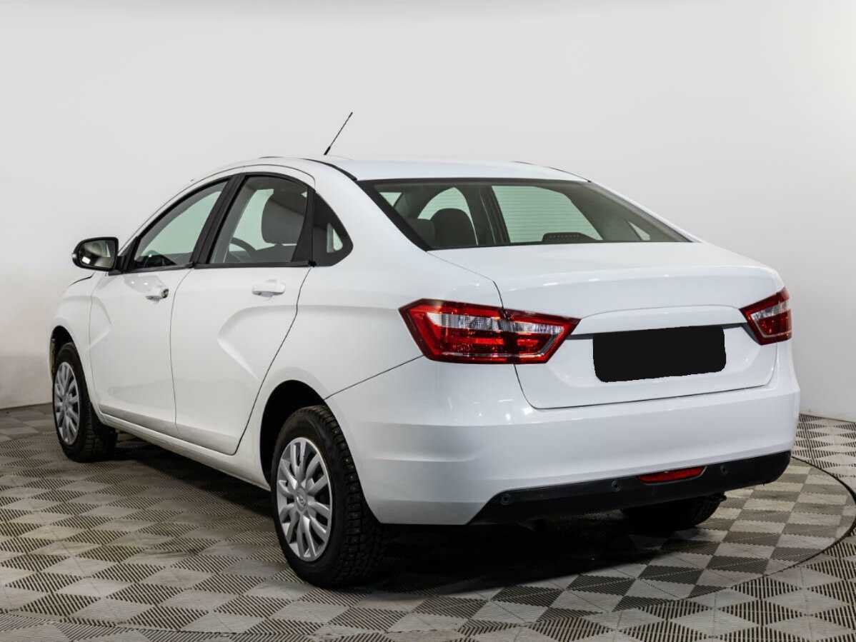 Lada (ВАЗ) Vesta с пробегом — 2022 год. Фото: #5