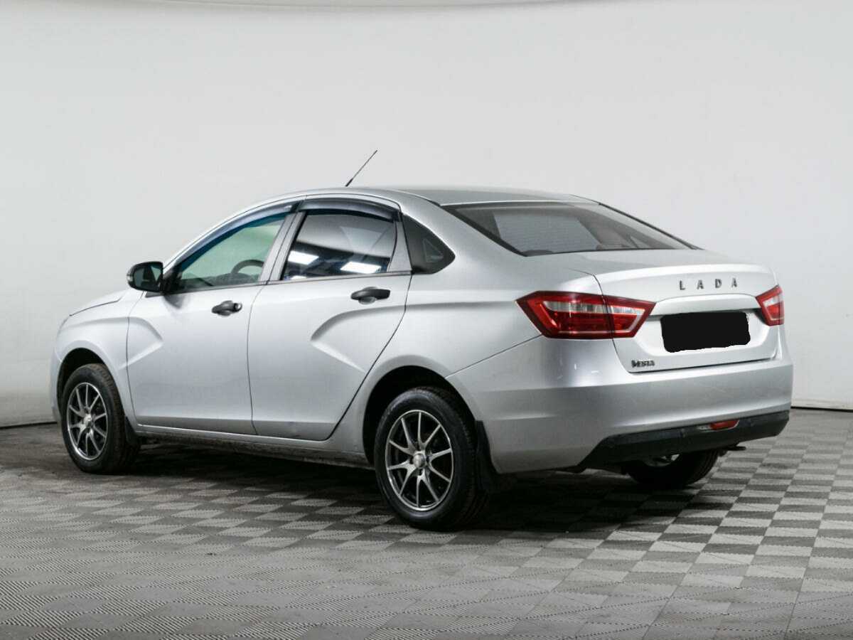 Lada (ВАЗ) Vesta с пробегом — 2017 год. Фото: #6