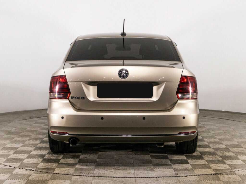 Volkswagen Polo с пробегом — 2018 год. Фото: #5