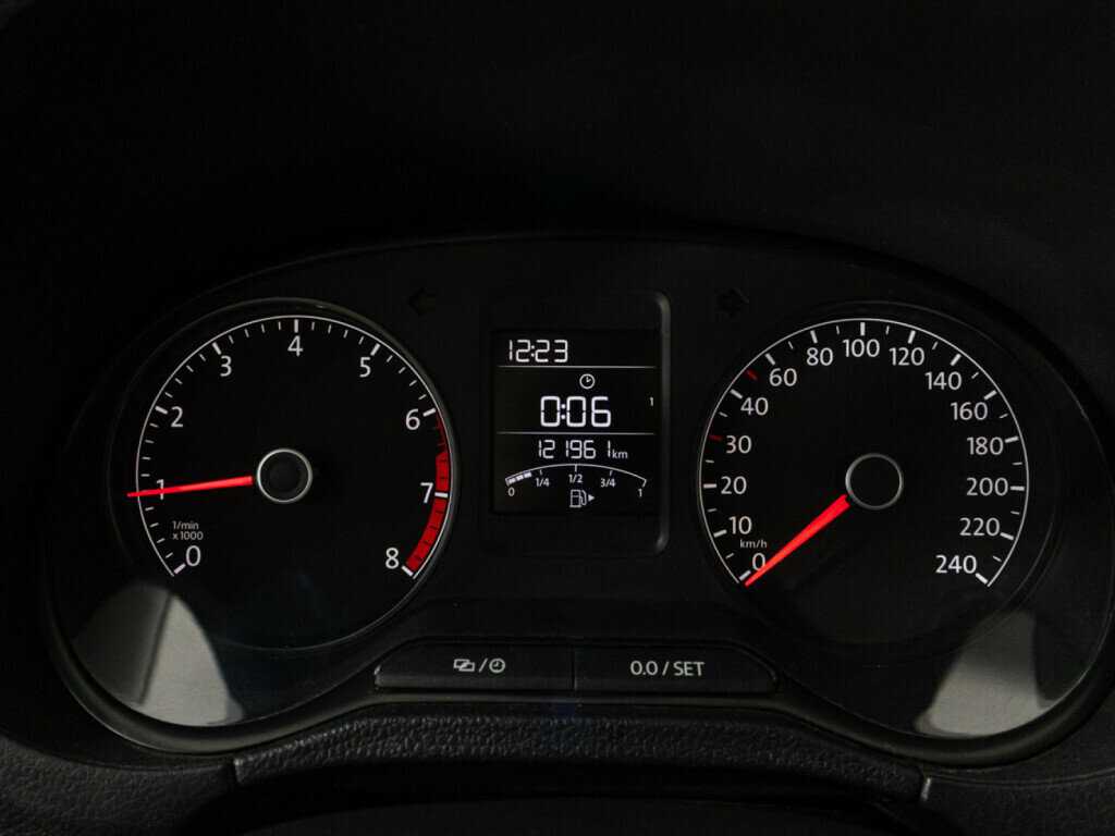 Volkswagen Polo с пробегом — 2018 год. Фото: #11