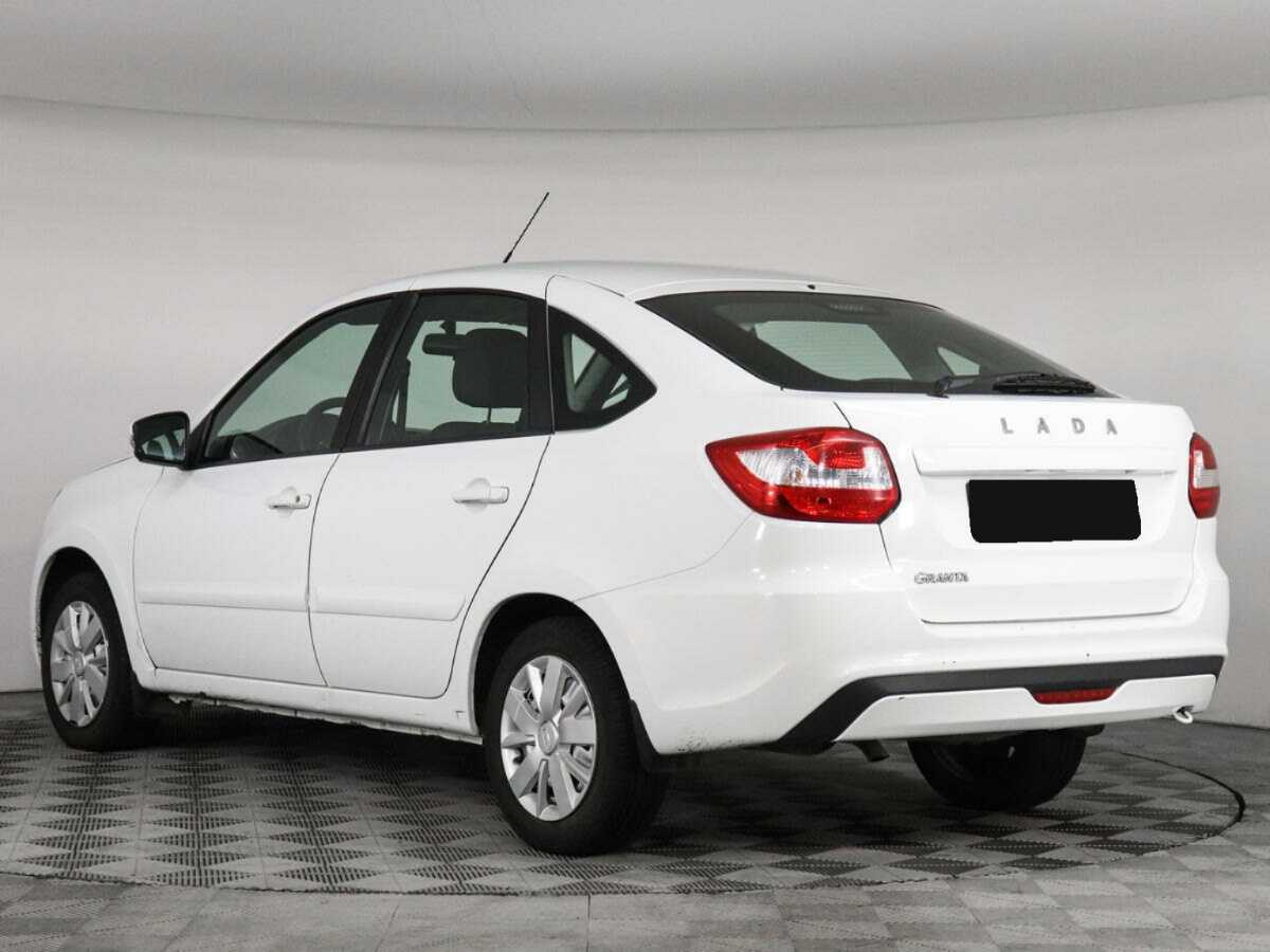 Lada (ВАЗ) Granta с пробегом — 2018 год. Фото: #6