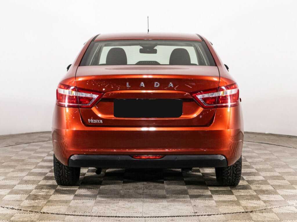 Lada (ВАЗ) Vesta с пробегом — 2017 год. Фото: #5