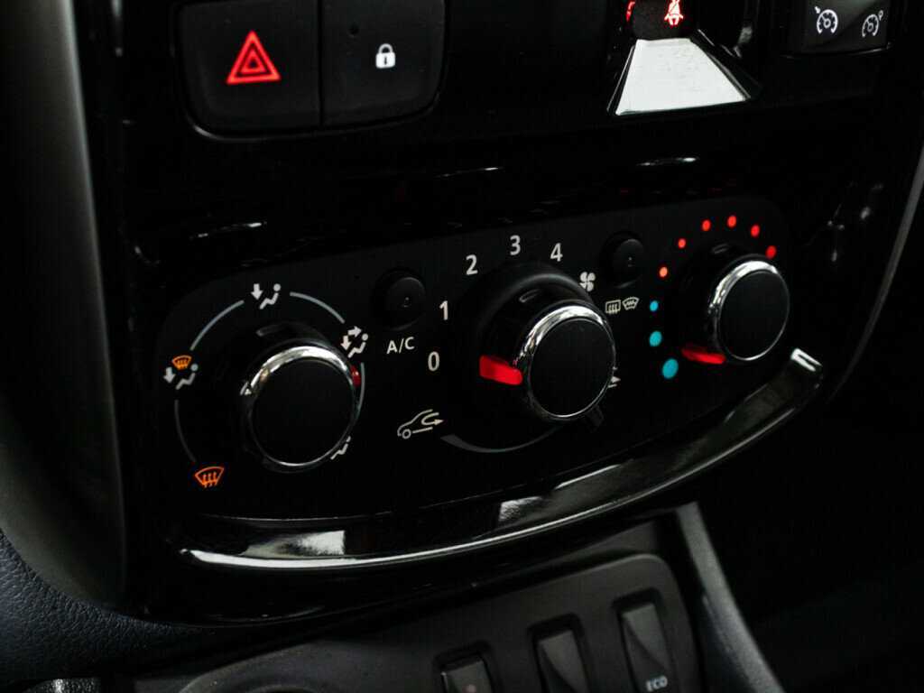 Nissan Terrano с пробегом — 2017 год. Фото: #16