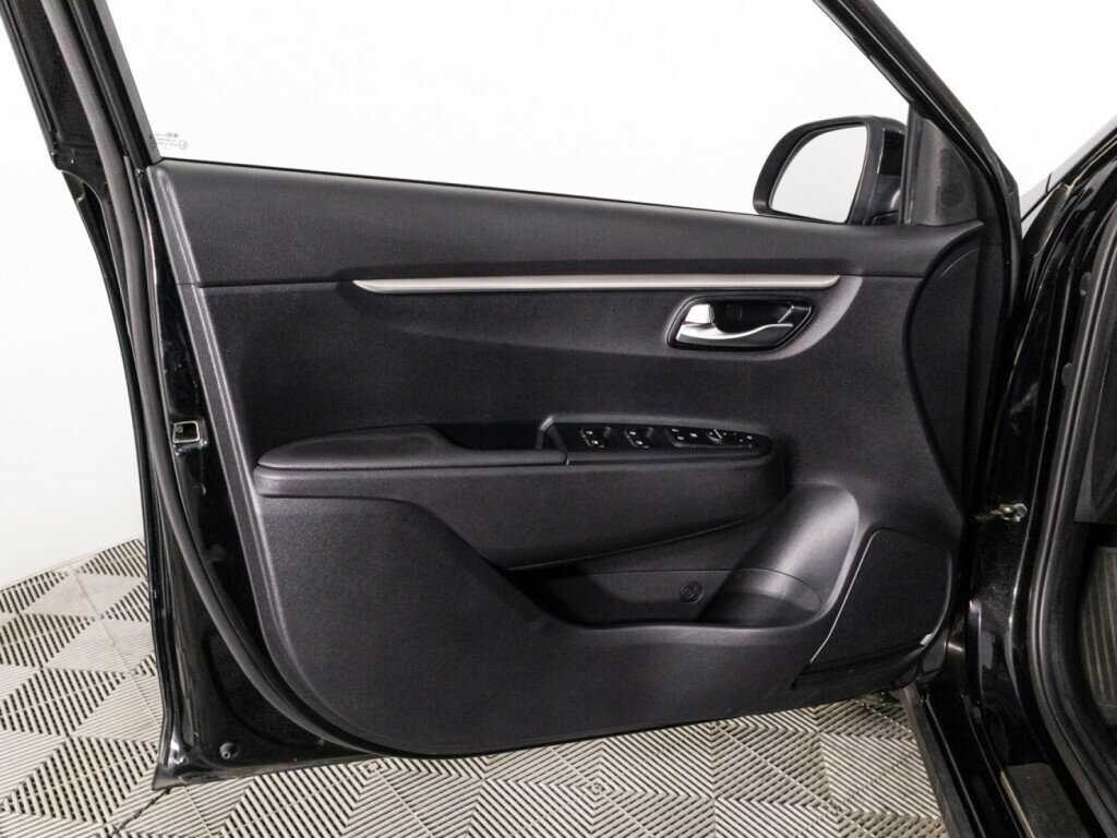 Kia Rio с пробегом — 2021 год. Фото: #22