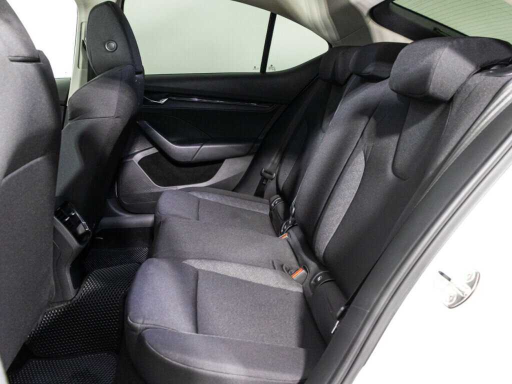 Skoda Octavia с пробегом — 2021 год. Фото: #9