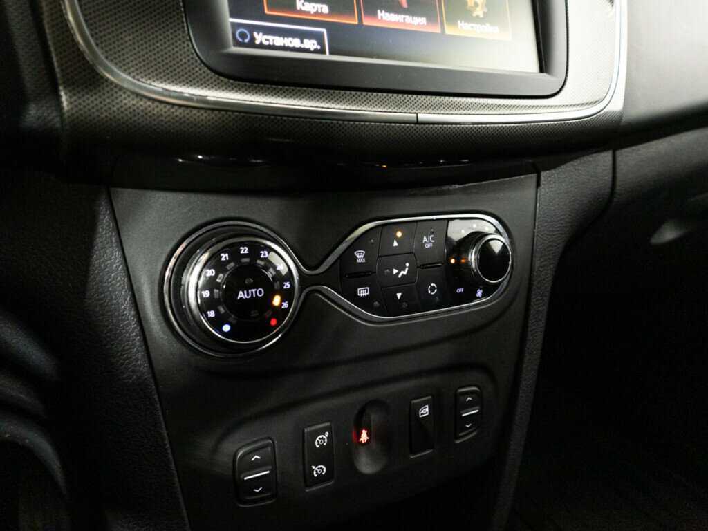 Renault Sandero с пробегом — 2019 год. Фото: #15