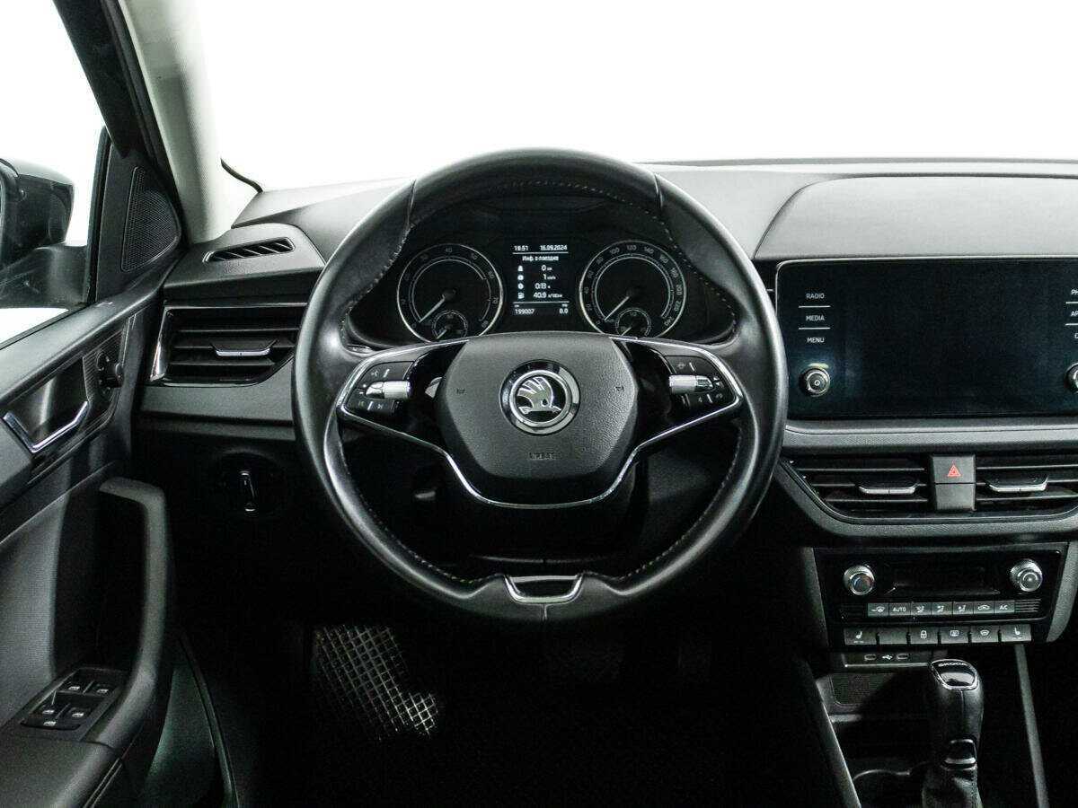 Skoda Rapid с пробегом — 2021 год. Фото: #17