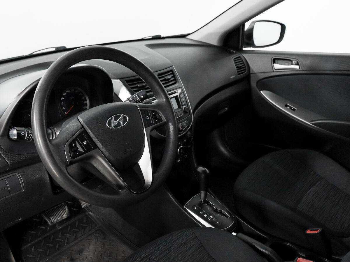 Hyundai Solaris с пробегом — 2016 год. Фото: #8