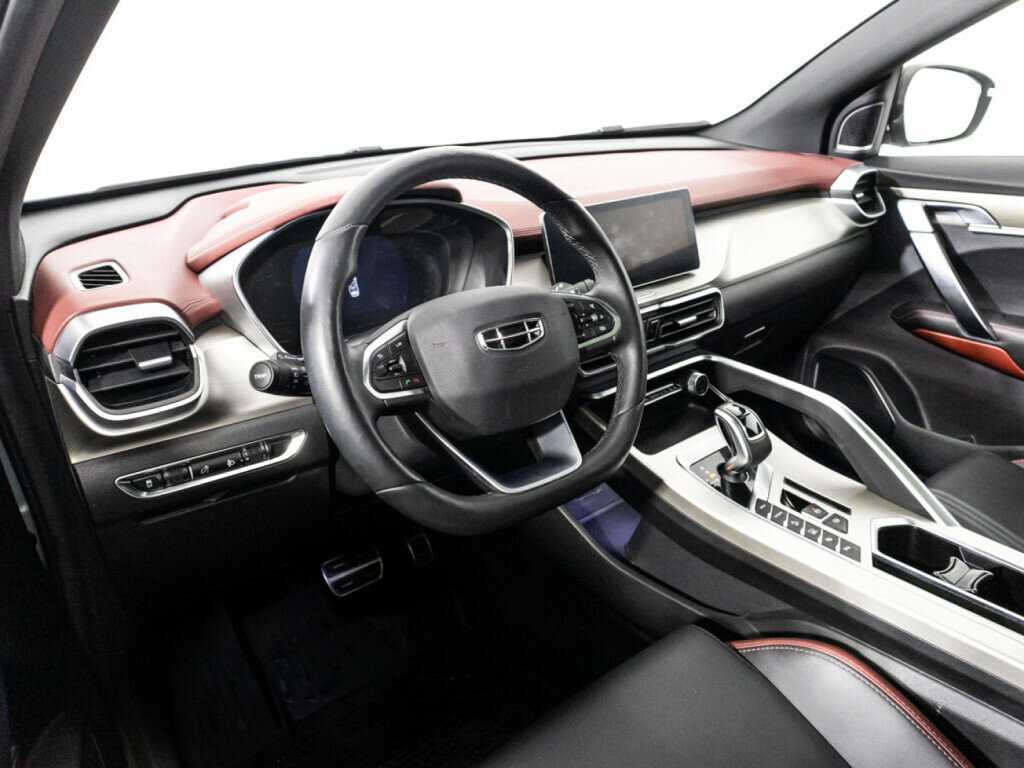 Geely Coolray с пробегом — 2021 год. Фото: #10