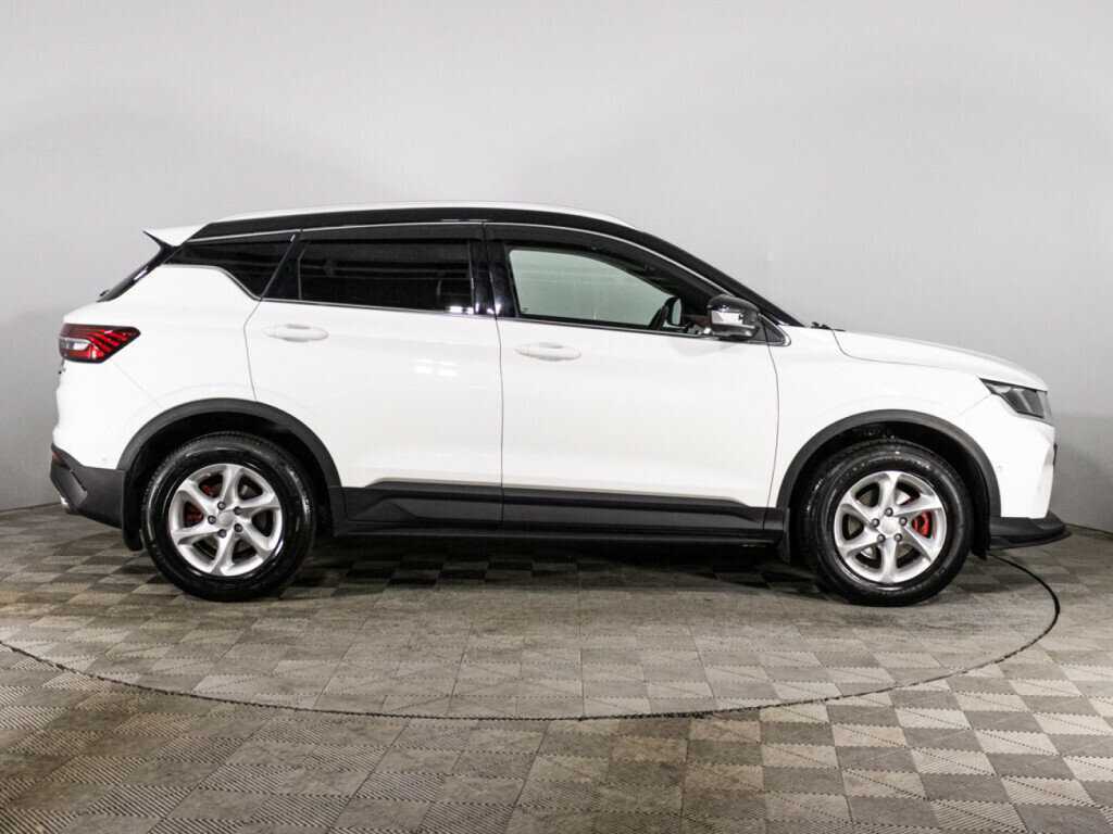 Geely Coolray с пробегом — 2021 год. Фото: #3