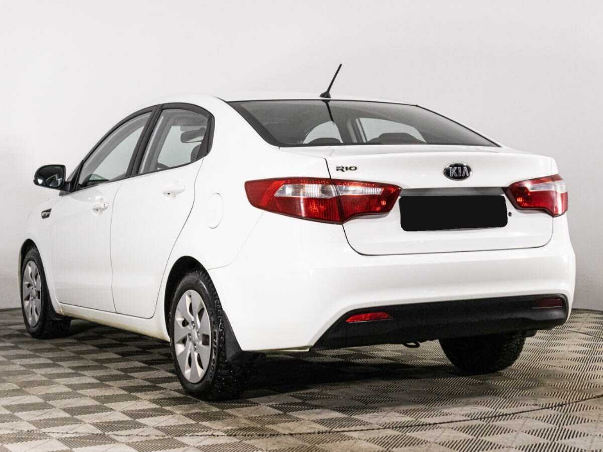 Kia Rio с пробегом — 2014 год. Фото: #6