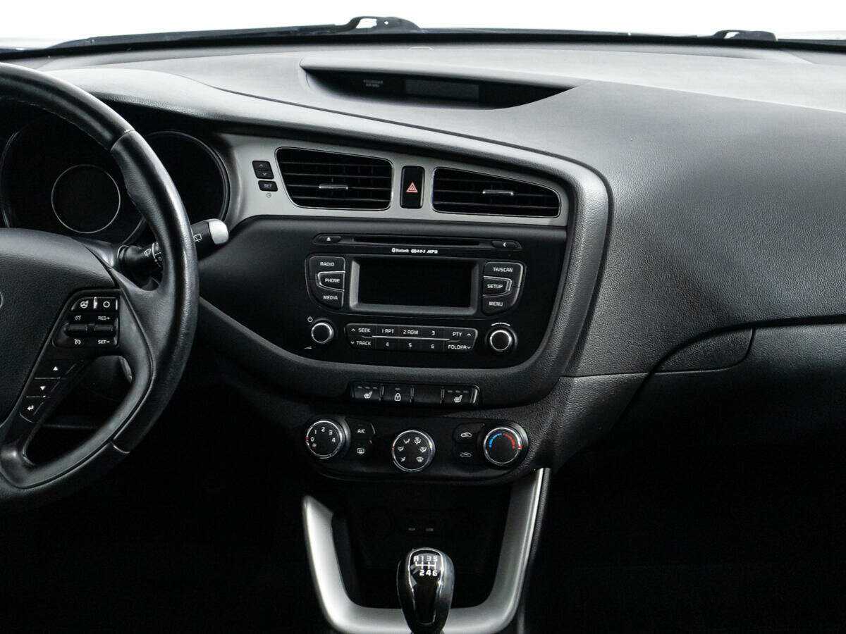 Kia Ceed с пробегом — 2013 год. Фото: #13