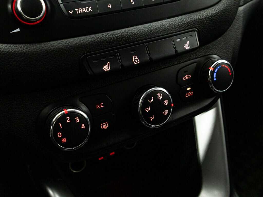 Kia Ceed с пробегом — 2014 год. Фото: #14