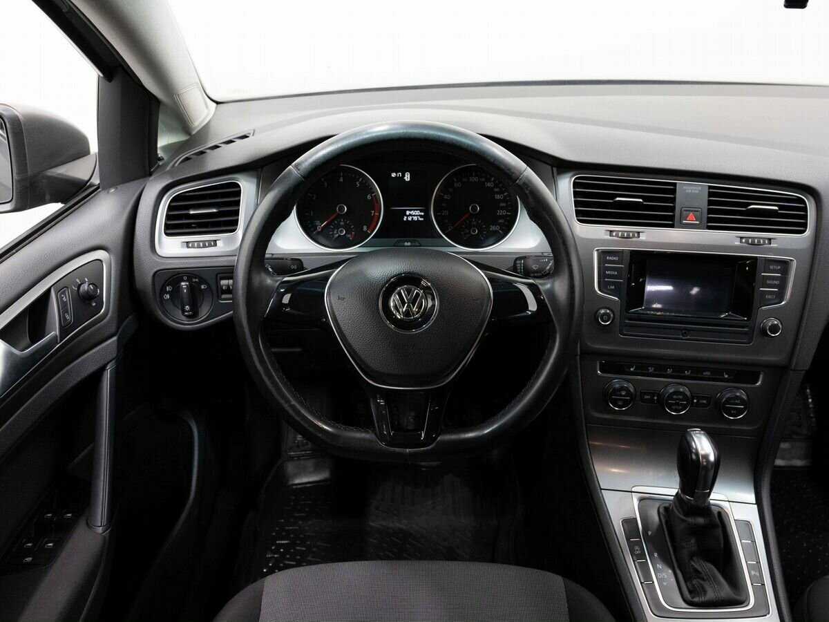 Volkswagen Golf с пробегом — 2013 год. Фото: #15