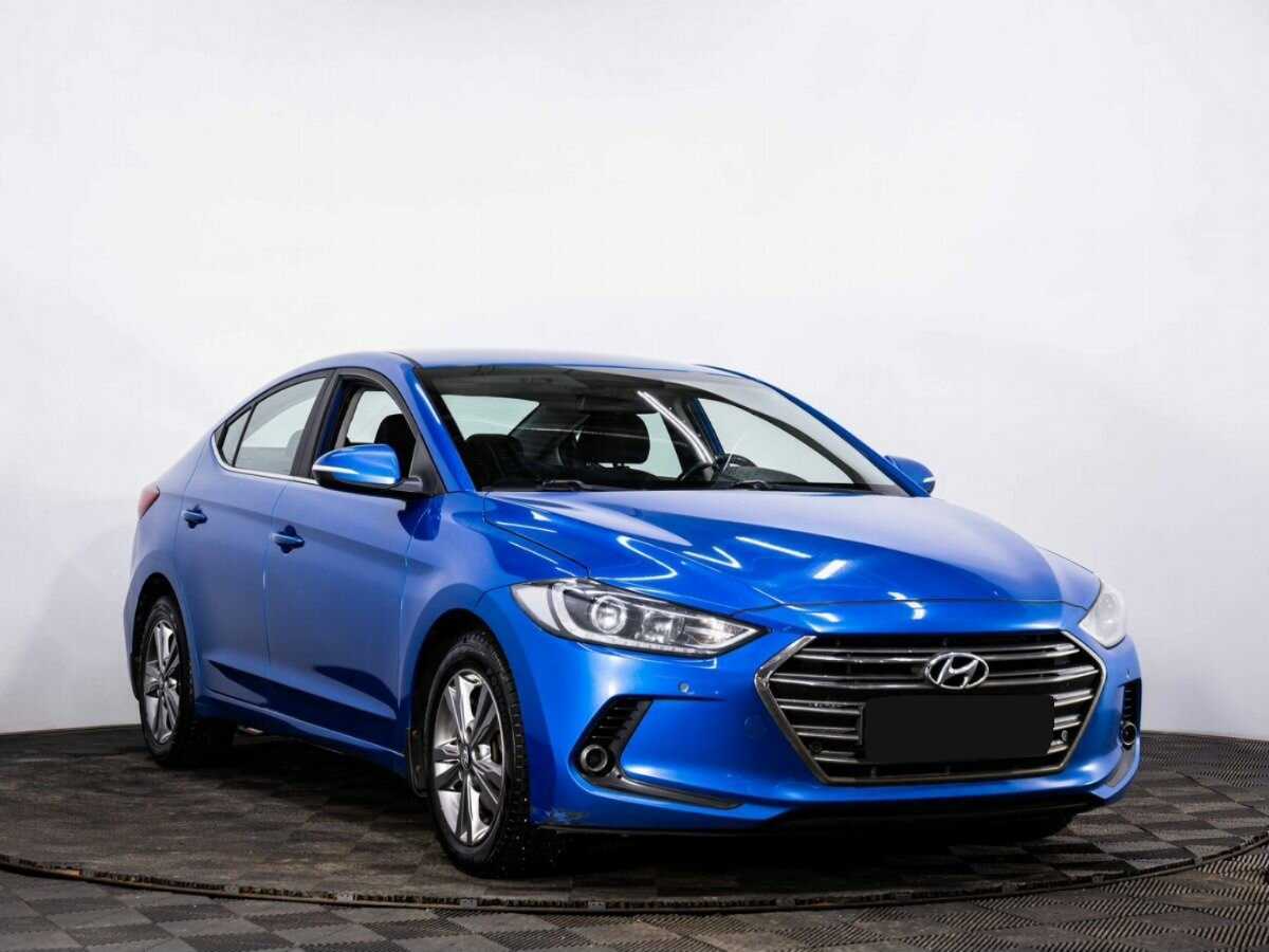 Hyundai Elantra с пробегом — 2017 год. Фото: #2