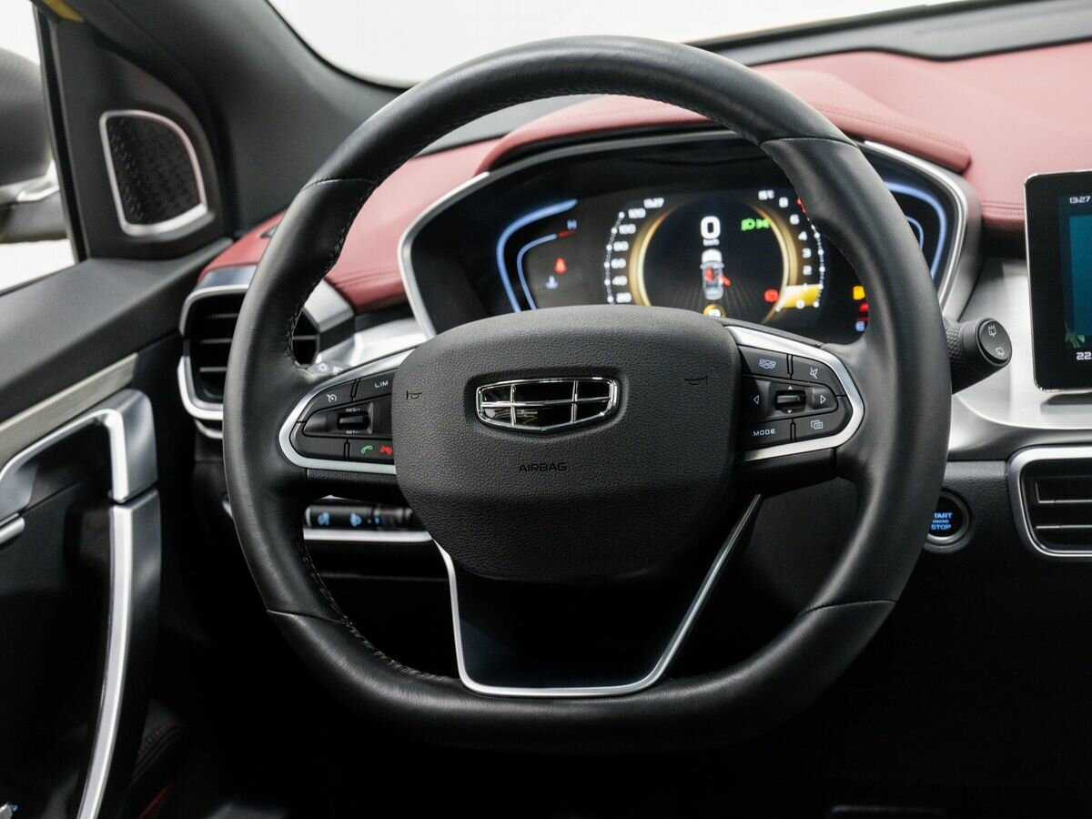 Geely Coolray с пробегом — 2022 год. Фото: #11