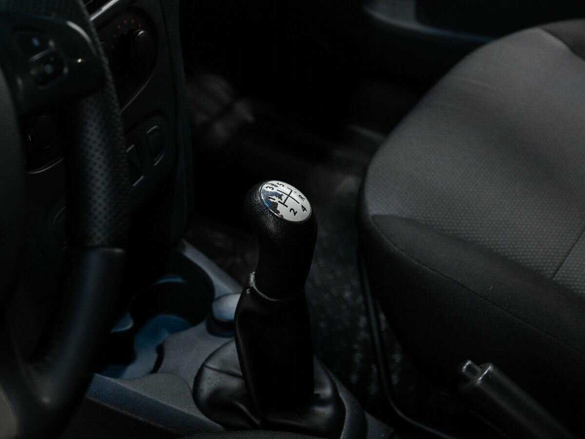 Renault Sandero с пробегом — 2016 год. Фото: #13