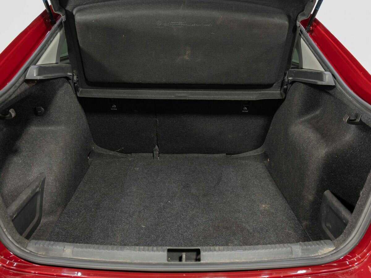 Skoda Rapid с пробегом — 2020 год. Фото: #19