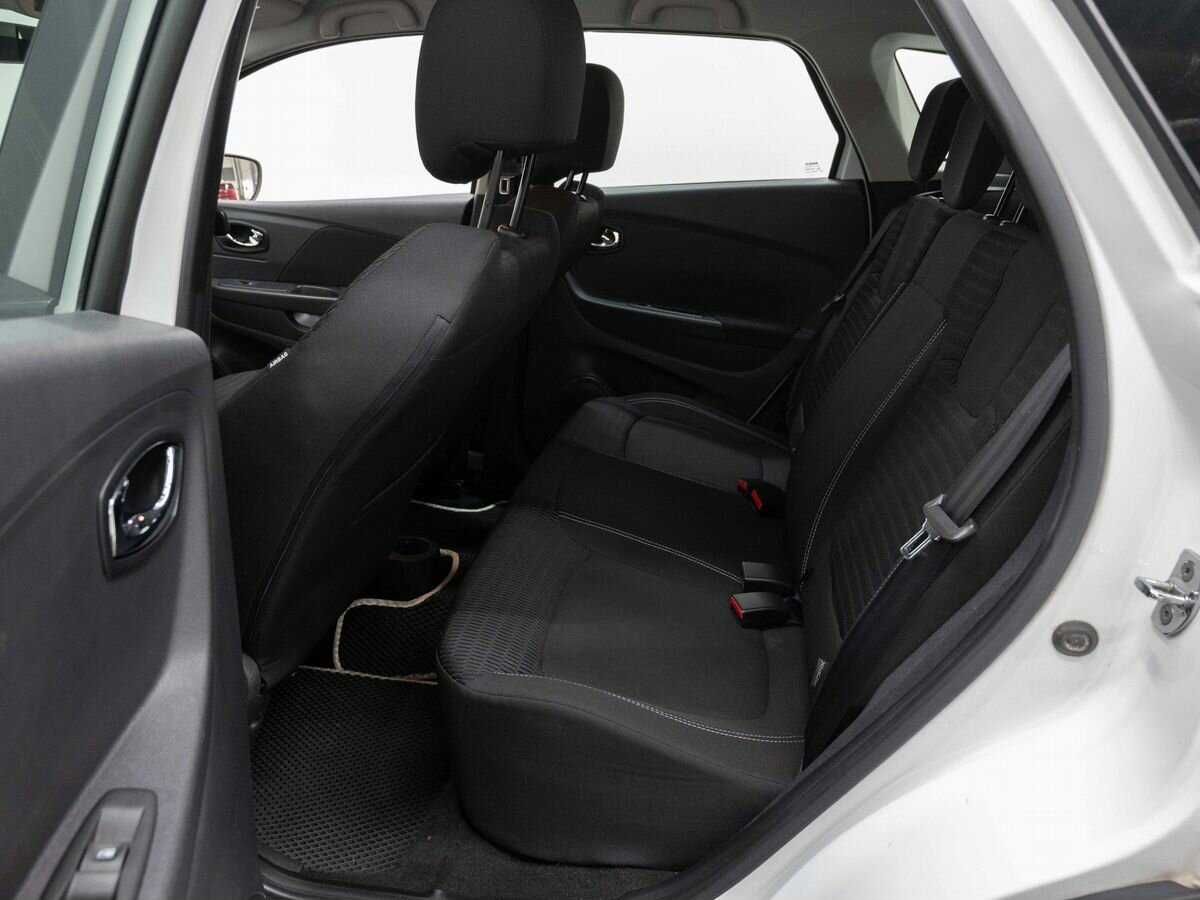 Renault Kaptur с пробегом — 2017 год. Фото: #8