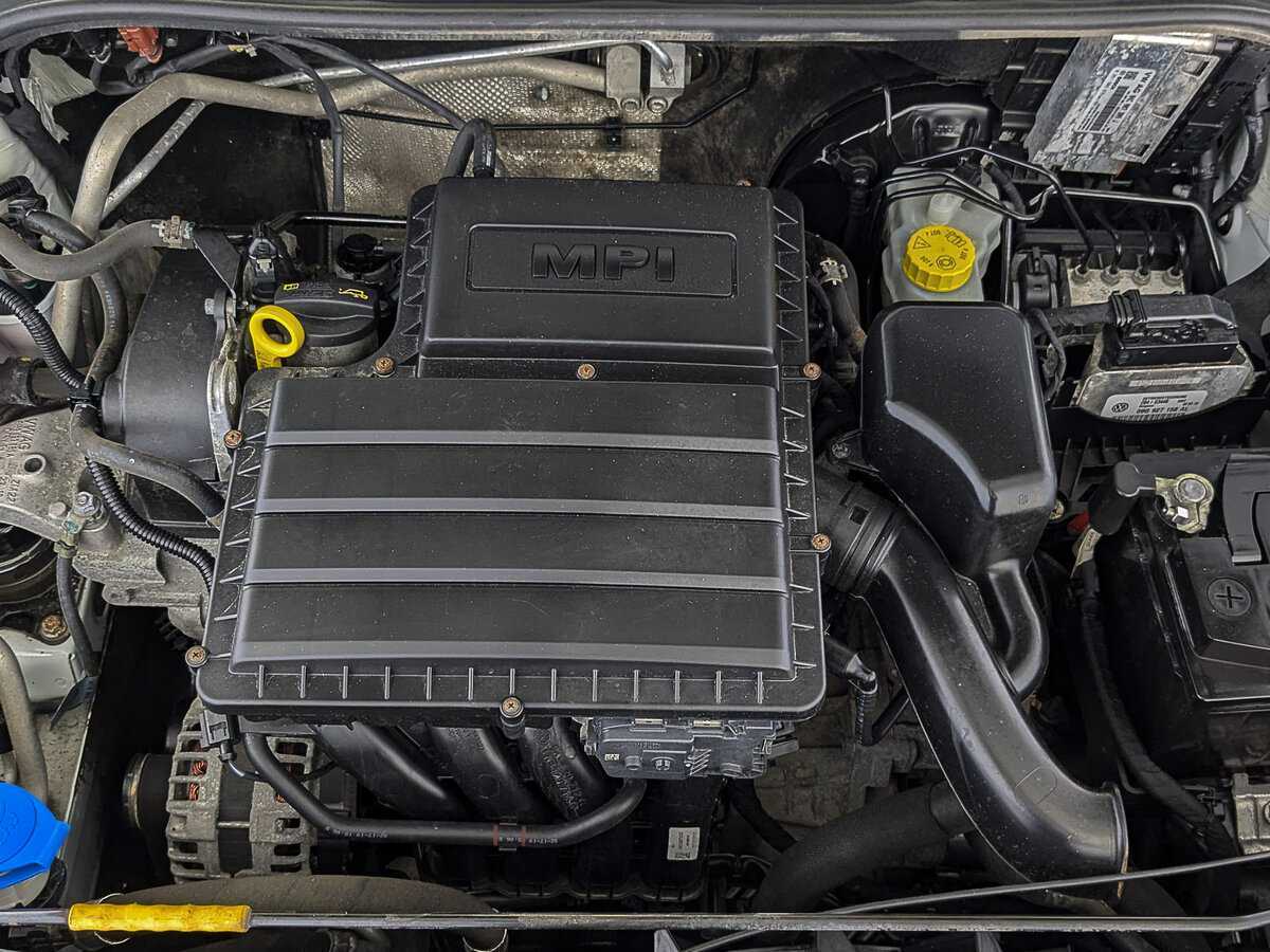 Skoda Rapid с пробегом — 2019 год. Фото: #8